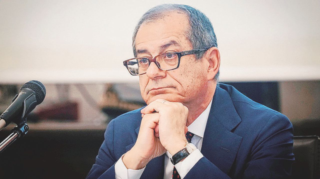 Pensioni:Tria, nodo non si risolve lucrando su badanti