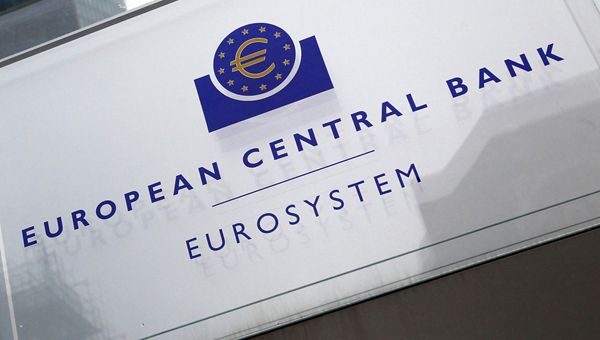 The headquarters of the European Central Bank (ECB) is pictured in Frankfurt am Main, western Germany, on March 12, 2020. - The ECB's governing council left its key interest rates unchanged but unveiled fresh stimulus to keep liquidity flowing in the face of the worsening coronavirus crisis, joining efforts by central banks around the world. (Photo by Daniel ROLAND / AFP) TLB courtesy: 12/06/2020 - Ansa|